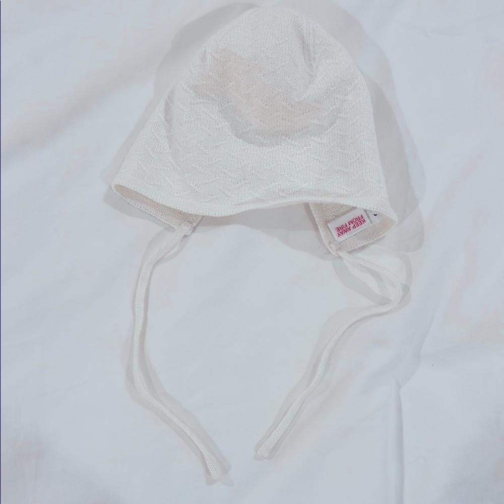 Zara silk blend knit Classic White Baby Bonnet - Picture 6 of 7